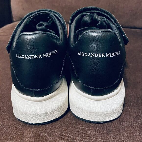 Alexander McQueen Larry Oversized Platform Sneaker Black Red Studded Strap 9-9.5 - Picture 4 of 16